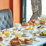 Mercure Tour Eiffel Grenelle Paris