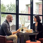 Mercure Tour Eiffel Grenelle Hotel 4*