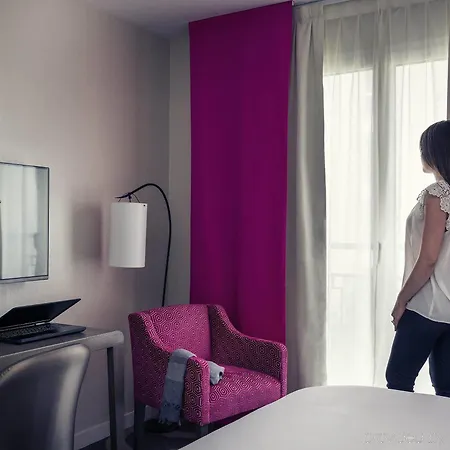 Mercure Tour Eiffel Grenelle Paris