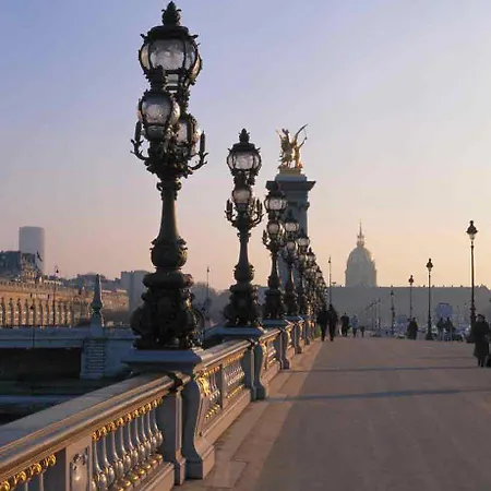 Mercure Tour Eiffel Grenelle Hotel