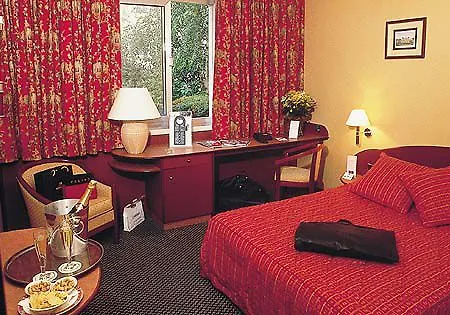 Mercure Tour Eiffel Grenelle Hotell 4*
