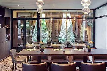 メルキュール トゥール エッフェル グルネル ホテル