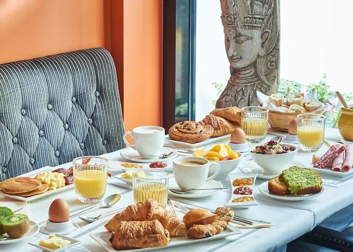 Mercure Tour Eiffel Grenelle Paris