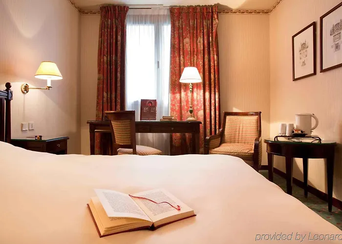 Mercure Tour Eiffel Grenelle Hotel