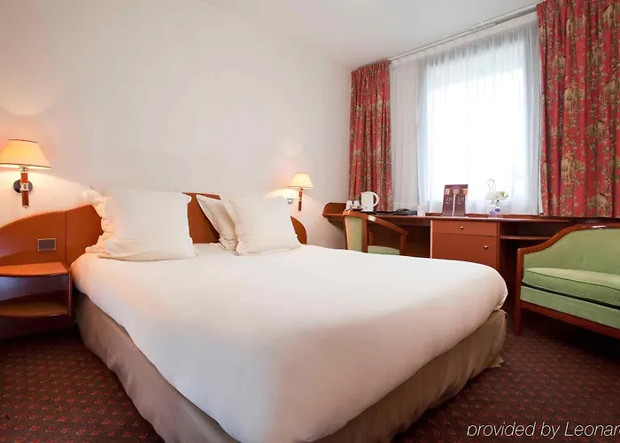 ホテル メルキュール トゥール エッフェル グルネル