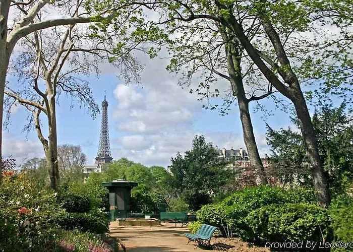 ホテル メルキュール トゥール エッフェル グルネル