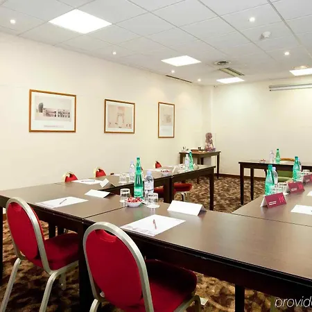 Mercure Tour Eiffel Grenelle Otel