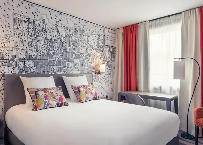 Mercure Tour Eiffel Grenelle Hotel 4*