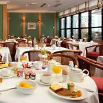Mercure Tour Eiffel Grenelle Hotell
