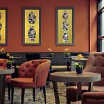 Mercure Tour Eiffel Grenelle Hotell 4*