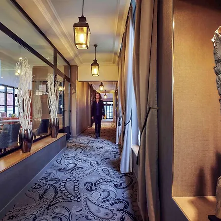 Mercure Tour Eiffel Grenelle Hotel 4*
