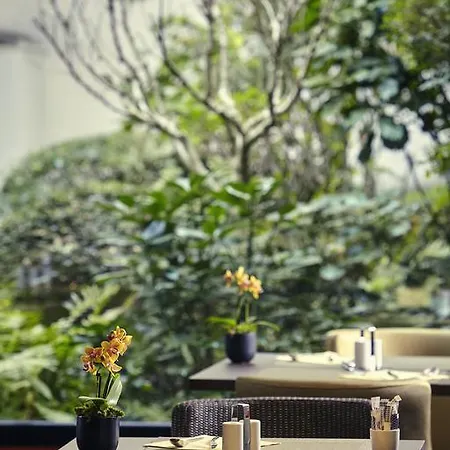 Mercure Tour Eiffel Grenelle Отель Париж