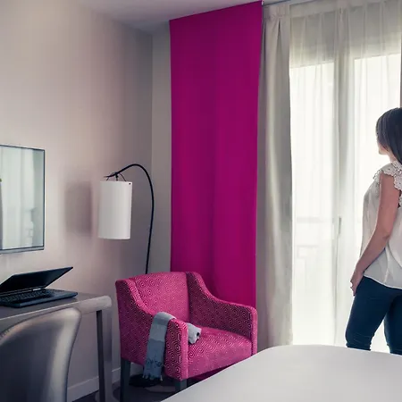 Mercure Tour Eiffel Grenelle Париж